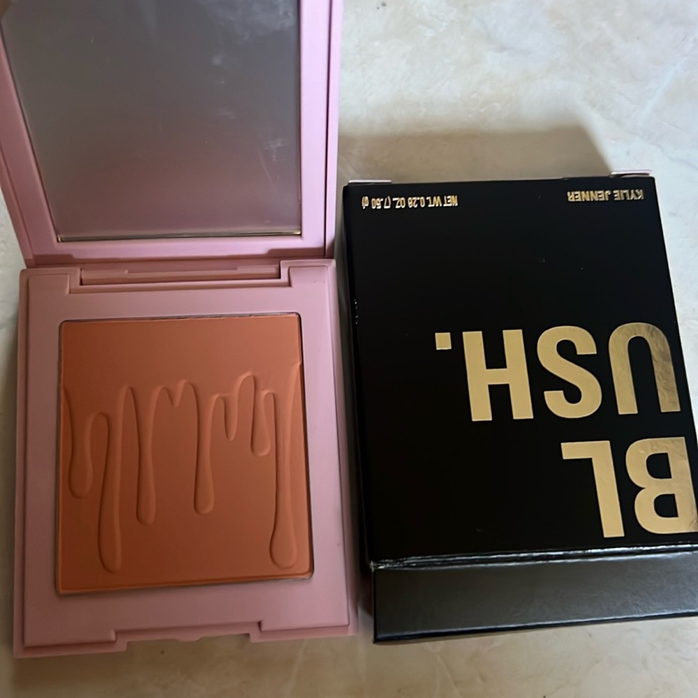 Kylie Cosmetics Blush in Kitten Baby BNIB
